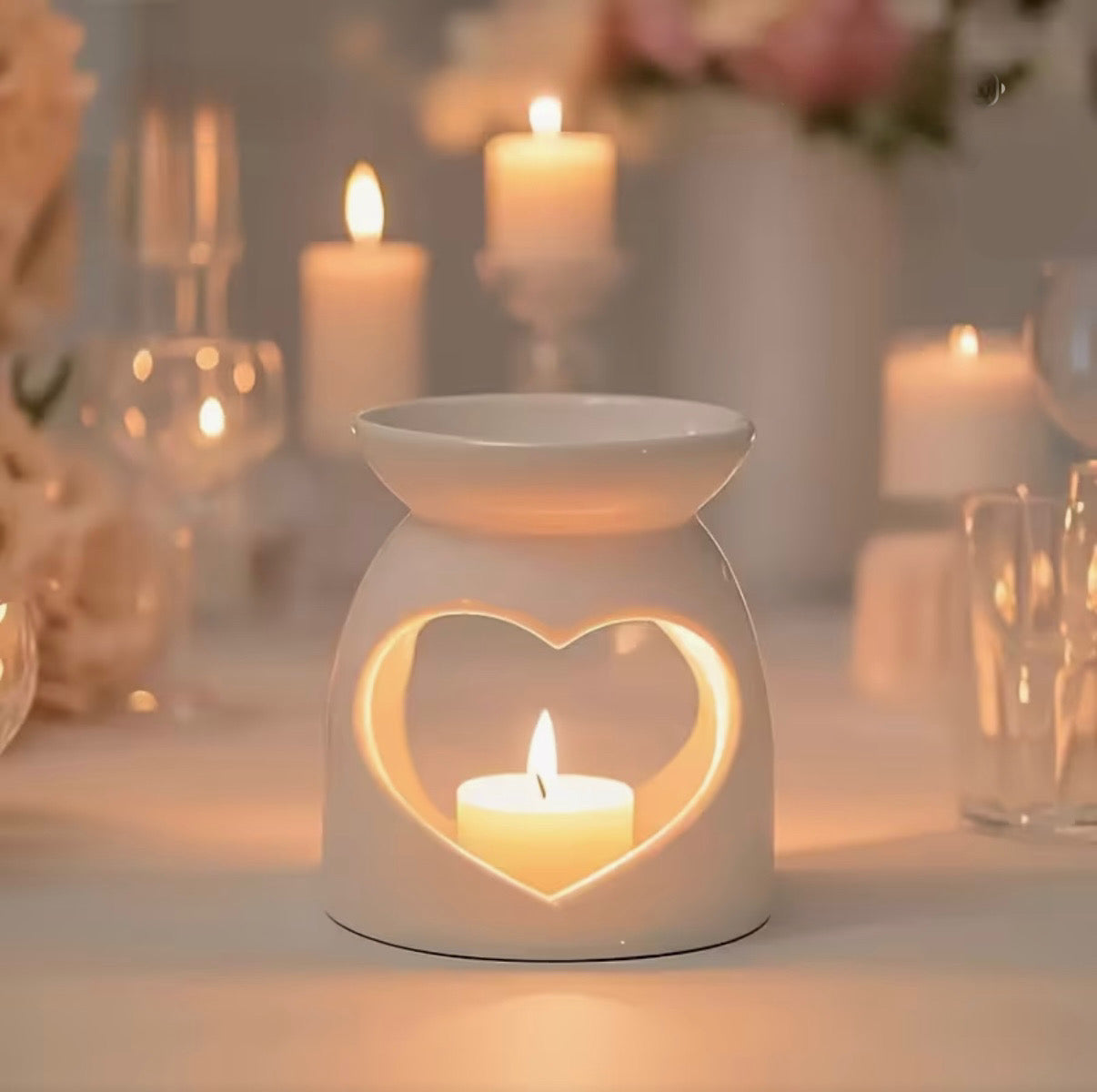White Heart-Shaped Mini Candle & Wax Melt Holder