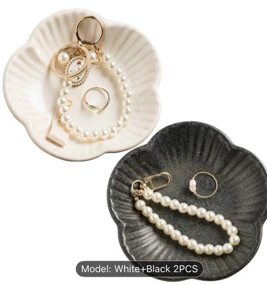 Set of 2 Ceramic Trays for Jewelry, Keys, and Accessories